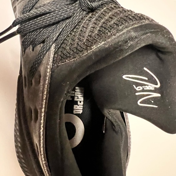 Adidas Men’s Size 7.5 - Picture 7 of 8